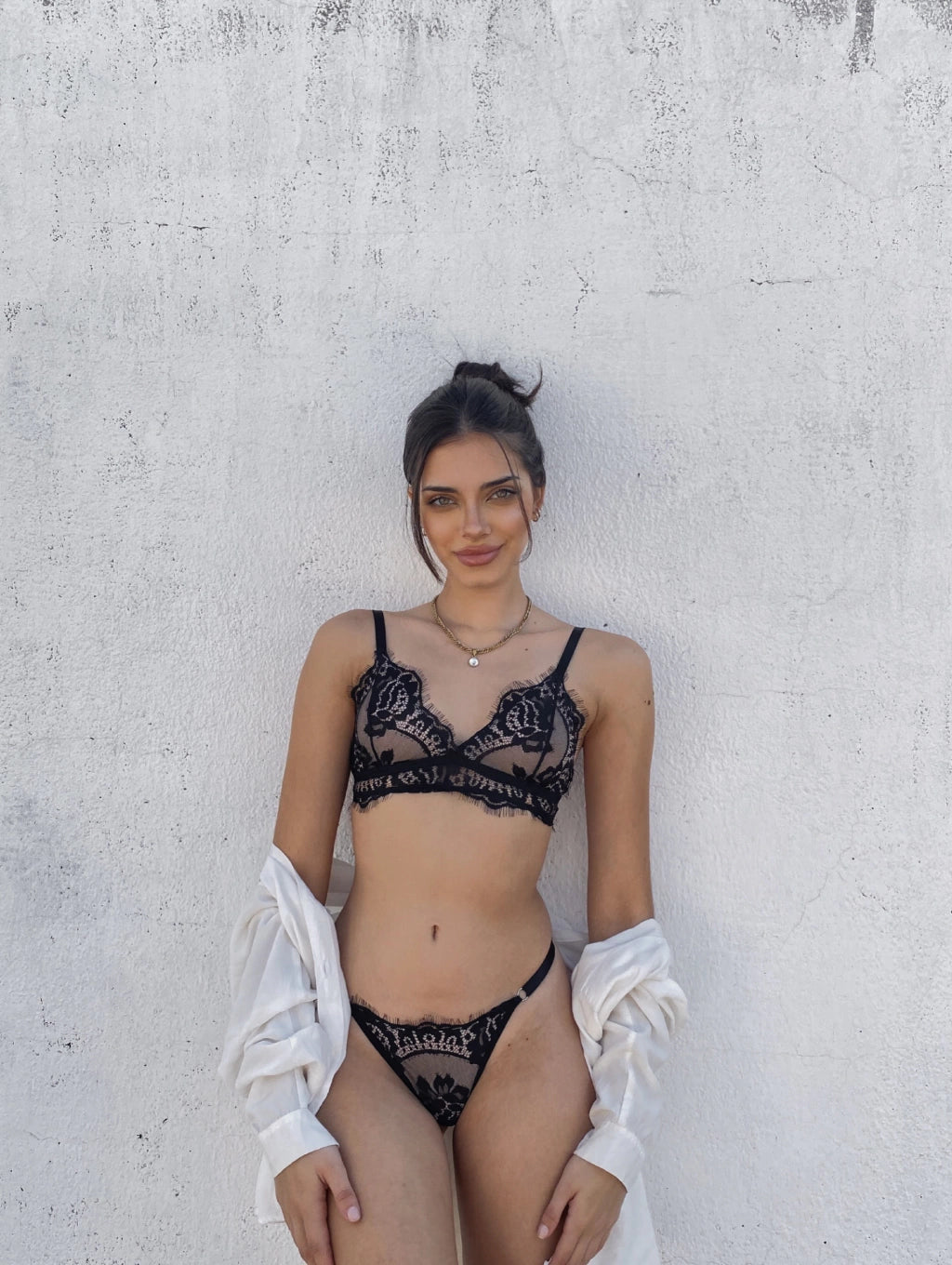 Bralette con cintura de puntilla y tazas forradas de tul - L5627
